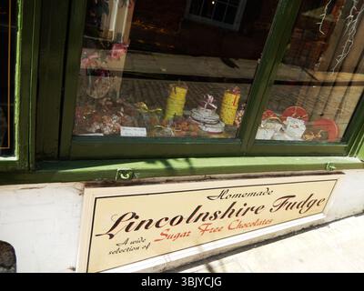 Lincoln, England – A Timeless City of History and Views (2017 Photo Story)